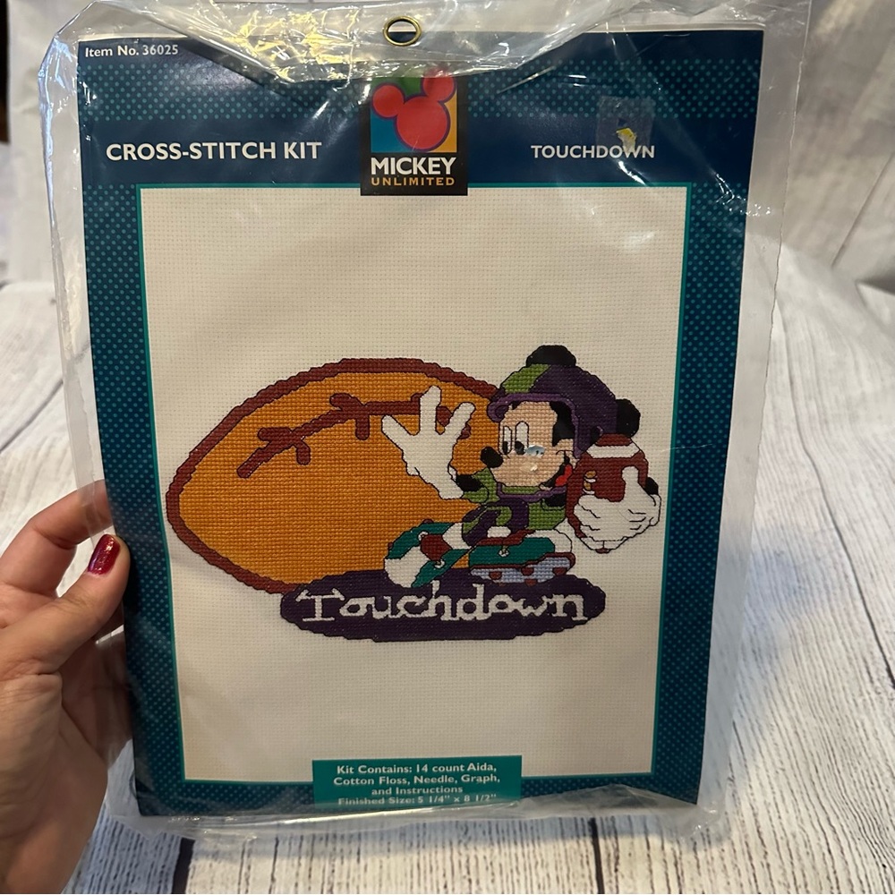 Disney Mickey Unlimited Counted Cross Stitch Set Mickey FOOTBALL TOUCHDOWN